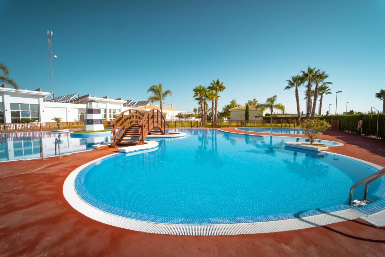 Hotel Kampaoh Costa Blanca Torre de la Horadada Exterior foto